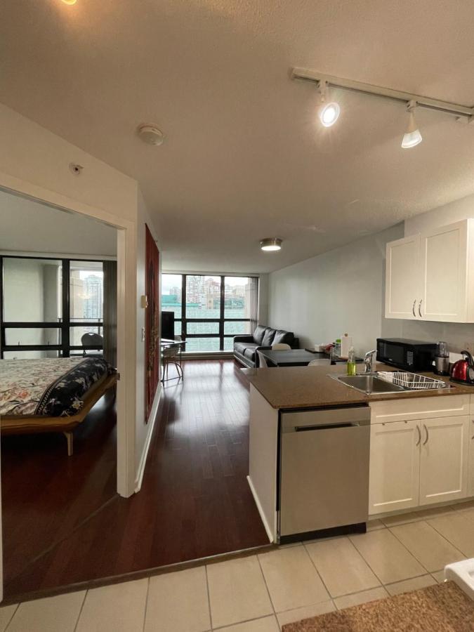 Vancouver Downtown Central 1 Bedroom Condo Luaran gambar